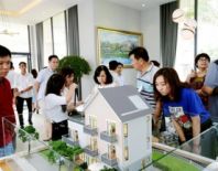 Người dân khó mua nhà vì giá đất TP HCM tăng chóng mặt